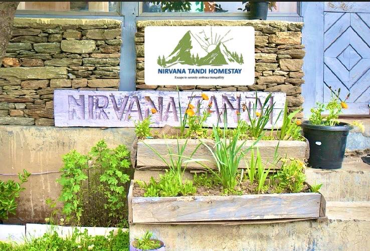 Restored two-room cottage in Jibhi at Nirvana Tandi